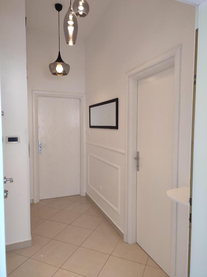 מאלינסקה Apartman Moris מראה חיצוני תמונה