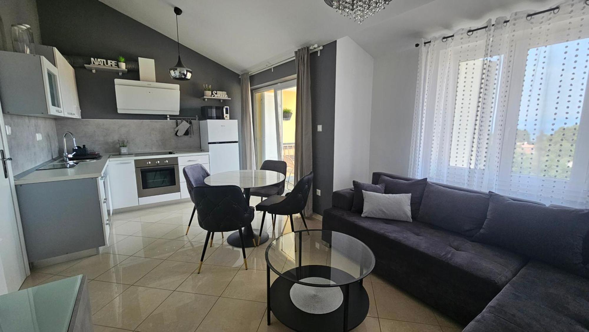 מאלינסקה Apartman Moris מראה חיצוני תמונה