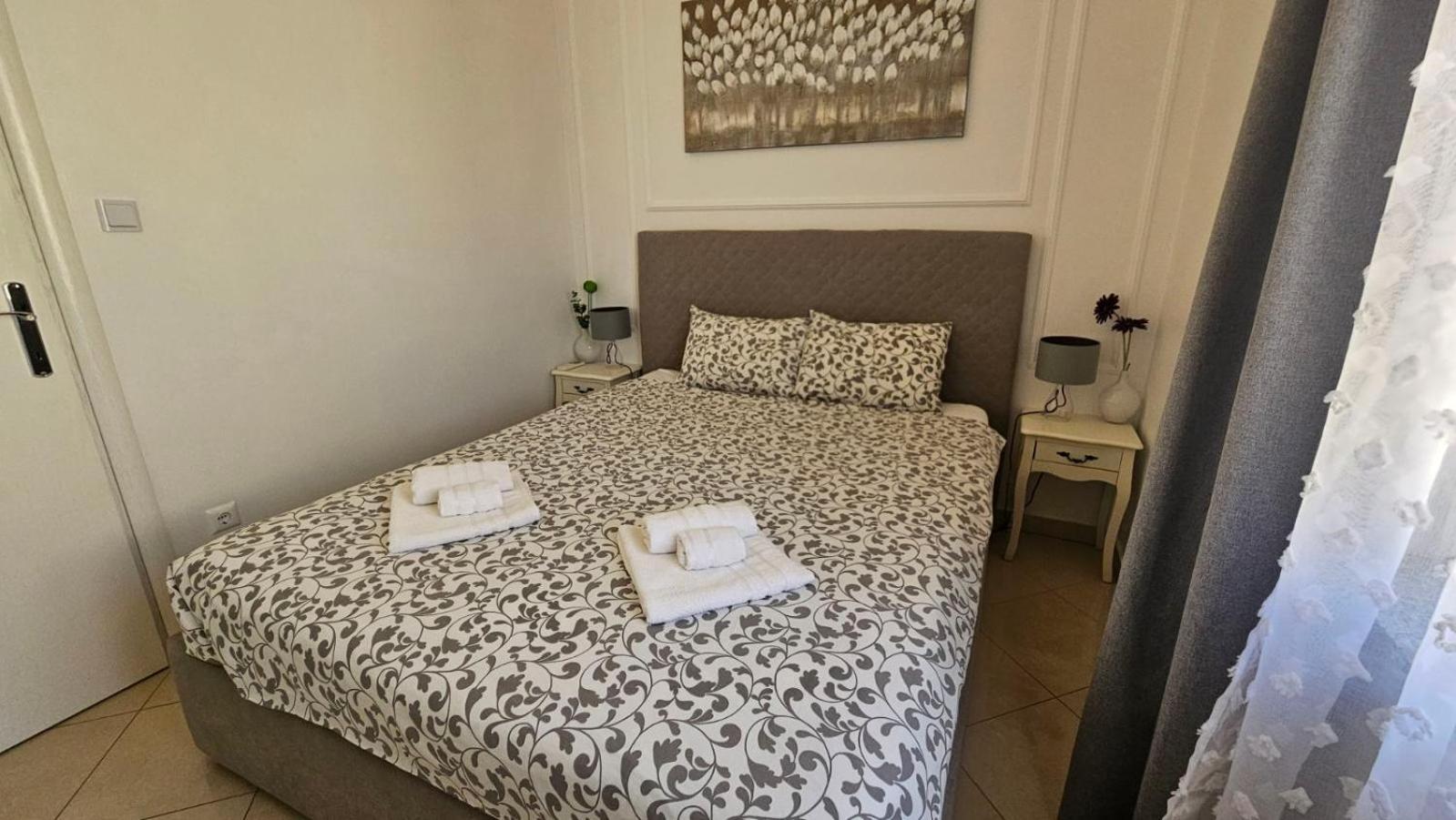 מאלינסקה Apartman Moris מראה חיצוני תמונה