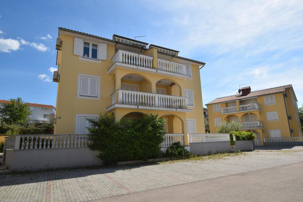 מאלינסקה Apartman Moris מראה חיצוני תמונה